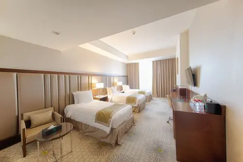 Makkah Al Aziziah, Room