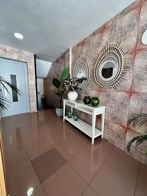Hostal Residencia Cardona, Reception