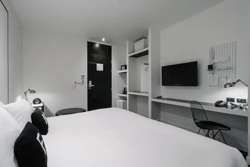 Blu Monkey Hub and Hotel Phuket, Room