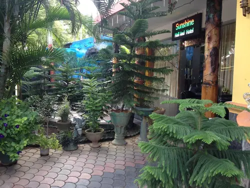 Sunshine Hotel & Hall, Interior