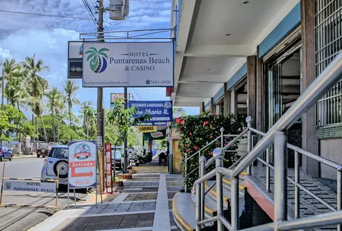 Hotel Puntarenas Beach, Interior entrance