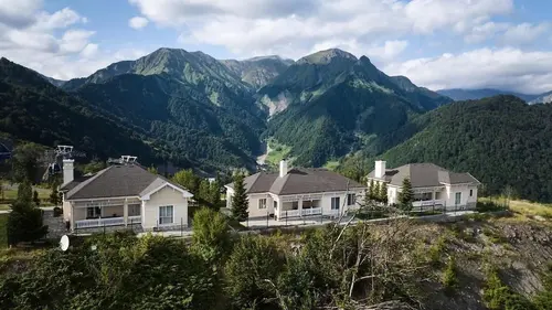 Qafqaz Tufandag Mountain Resort Hotel, Front of property