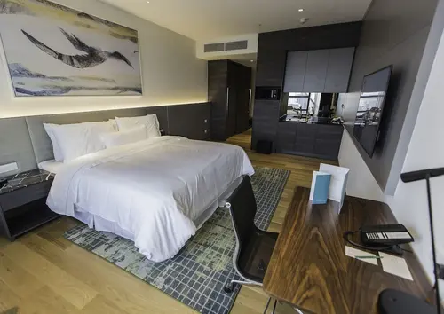 Element Kuala Lumpur, Room