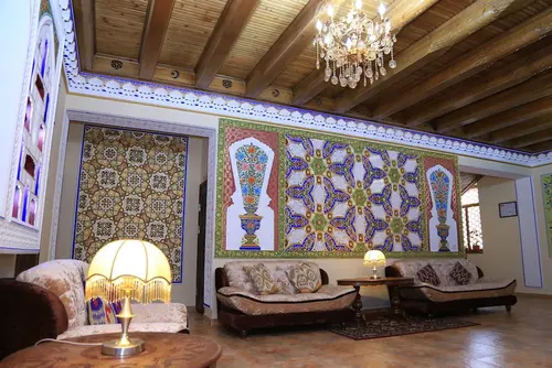 Grand Emir Residence, Interior entrance