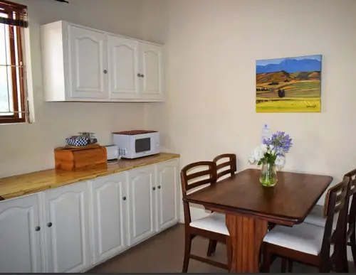 Paul Kruger 63, Private kitchenette