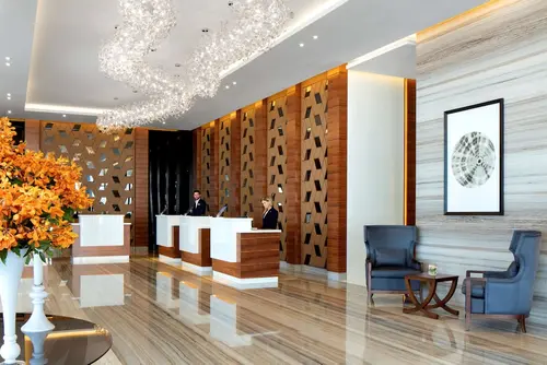 Radisson Blu Hotel Dubai Waterfront, Reception