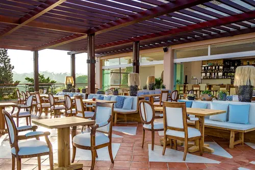 Grande Real Santa Eulalia Resort, Breakfast area