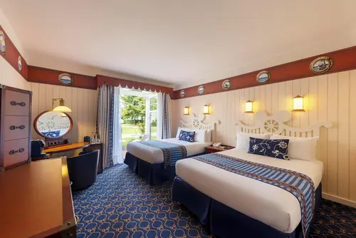 Disney Newport Bay Club, Room