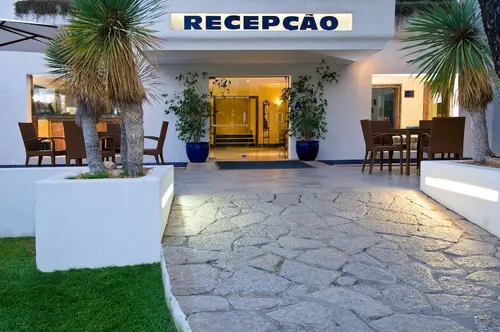 Balaia Golf Village Resort, Reception