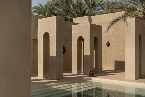 Bab Al Shams, Primary image