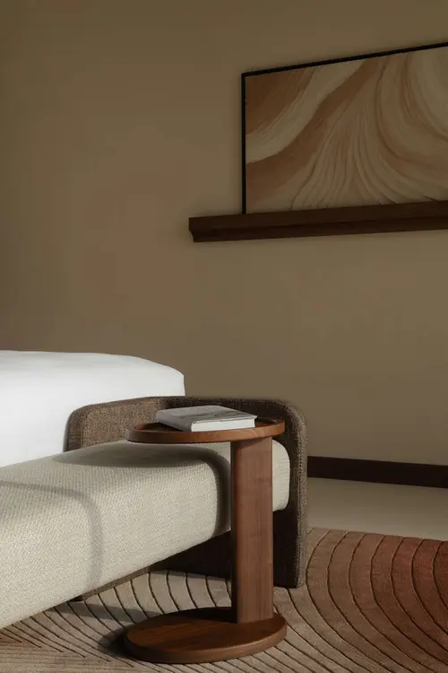 Bab Al Shams, Room