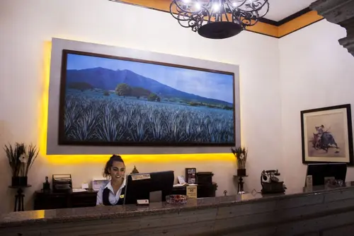 Hotel Morales Historical & Colonial Downtown Core, Reception