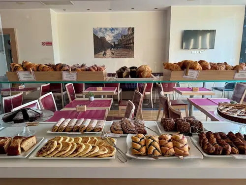 Best Western Palace Inn Hotel, Breakfast meal