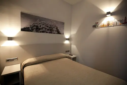 Ciutat de Sant Adria, Primary image