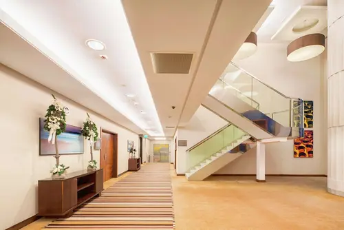 Hilton Warsaw City, Lobby