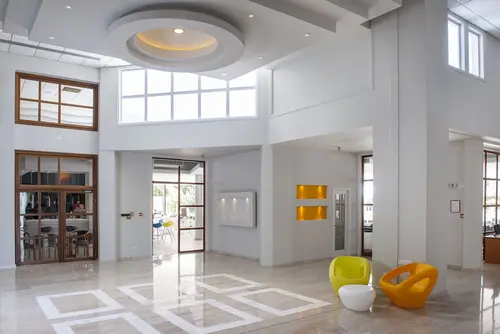 Mayfair Hotel, Lobby