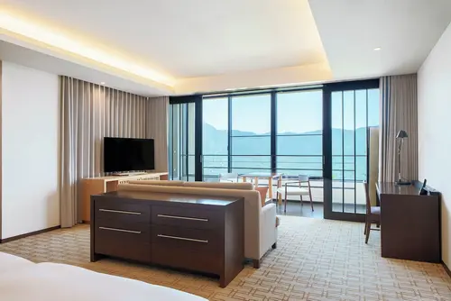 Hyatt Regency Hakone Resort and Spa, Room