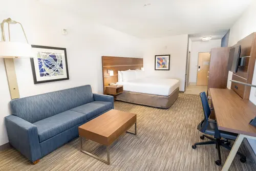 Holiday Inn Express & Suites Las Vegas SW - Spring Valley by IHG, Room