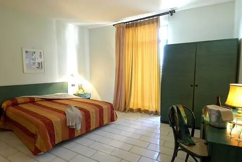 Hotel Eden, Room