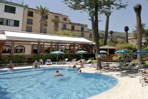 Hotel Eden, Outdoor pool