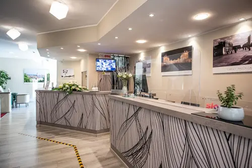 Best Quality Hotel La Darsena, Check-in/check-out kiosk