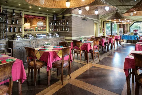 Colony Hotel, Restaurant