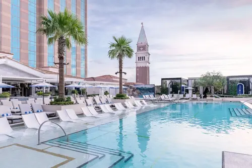 The Palazzo at The Venetian, Pool