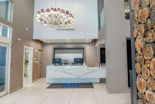 TRYP by Wyndham Savannah Downtown/Historic District, Lobby