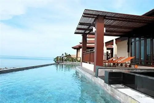 The Sarann, Pool