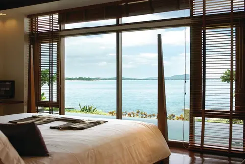 The Sarann, Room