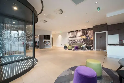Hampton by Hilton Edinburgh West End, Lobby