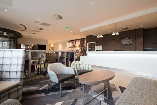 Hampton by Hilton Edinburgh West End, Lobby