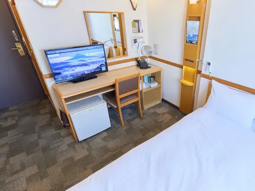 Toyoko Inn Osaka Hommachi No.2, Room