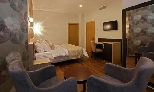 Hôtel Saray, Room