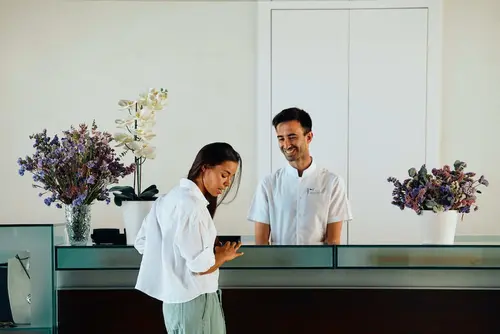 Hotel Simbad, Reception