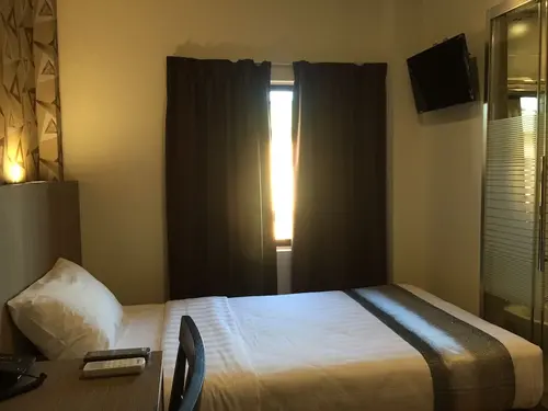 Check Inn Hotel Tawau, Room