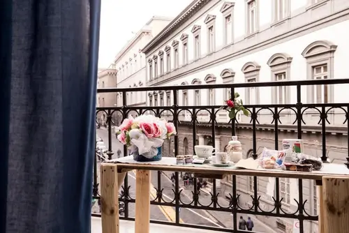 B&B DolceVita Napoli, Balcony