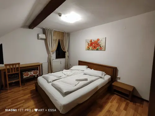 Pension Buon Gusto Sibiu - motorcycle friendly, Room