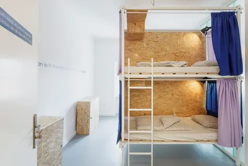 Avenue Hostel, Room