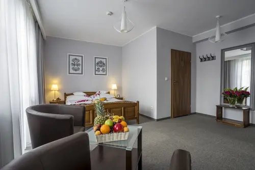 Rezydencja Sienkiewiczówka, Room