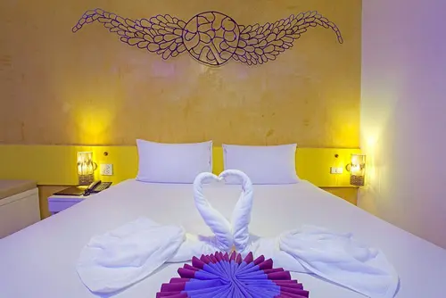 Holidays Home, Room