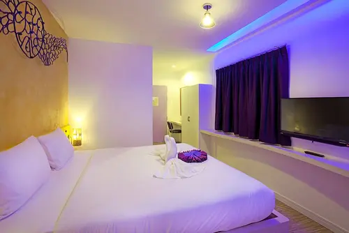 Holidays Home, Room