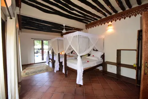 Tamani Villas, Interior entrance
