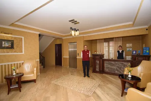 KMM Hotel, Lobby