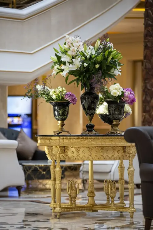 Ezdan Palace Hotel, Lobby lounge