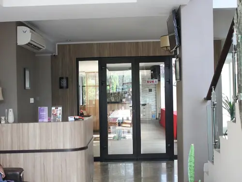 Marrakesh Inn, Lobby