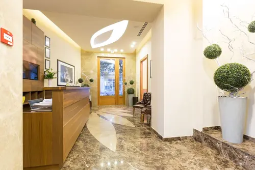 Hotel City Savoy, Check-in/check-out kiosk