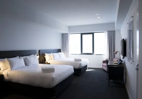 The Gerald Apartment Hotel, Room