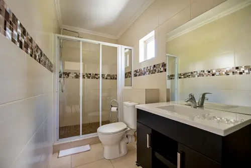 Auas City Hotel, Bathroom amenities