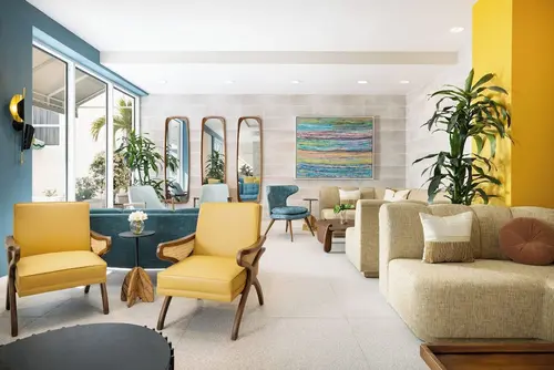 Hotel Continental Miami Beach, Tapestry Collection by Hilton, Lobby sitting area
